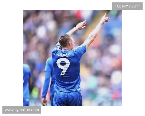 重温英伦辉煌岁月猜猜这位昔日蓝月亮传奇球星是谁